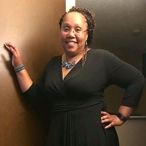 Meet your Posher, Angela